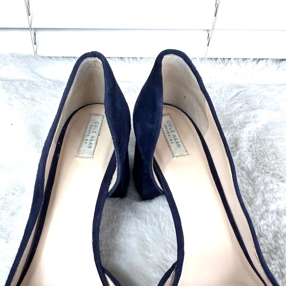 🚫SOLD!*|•COLE HAAN•| Navy Suede Cut Out Chunk Heel Dress Shoe* - Picture 12 of 16